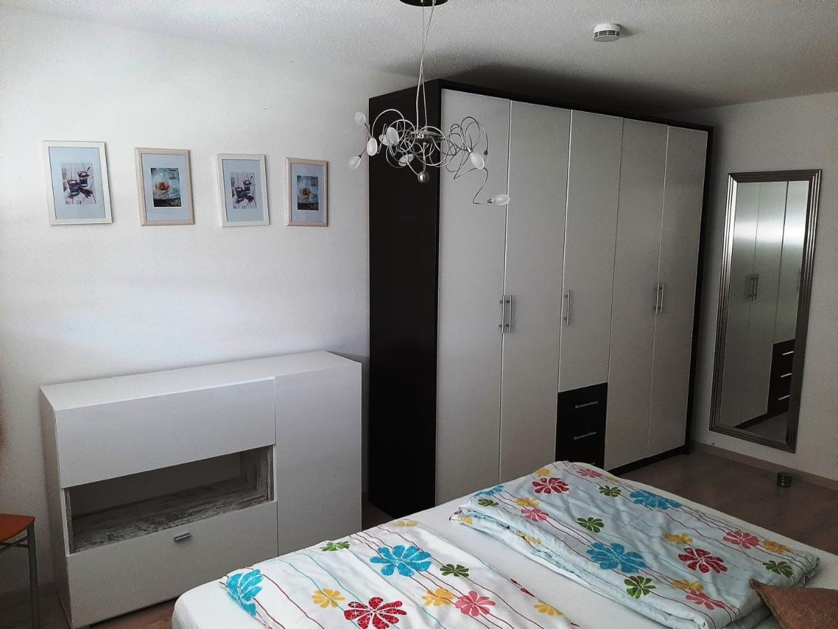 Jollen Apartments Friedrichshafen Phòng bức ảnh